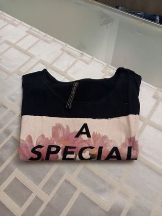 Canotta nera Stradivarius - fiori