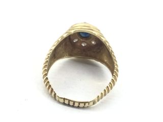 anillo oro 18k con piedra con diamante