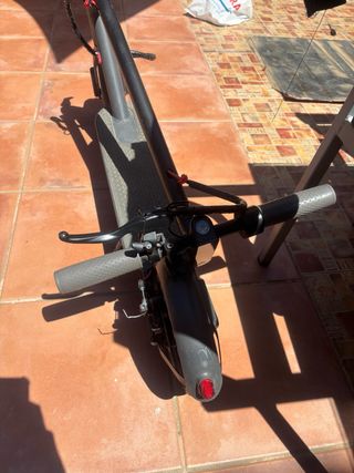 Patinete eléctrico - Batería dañada