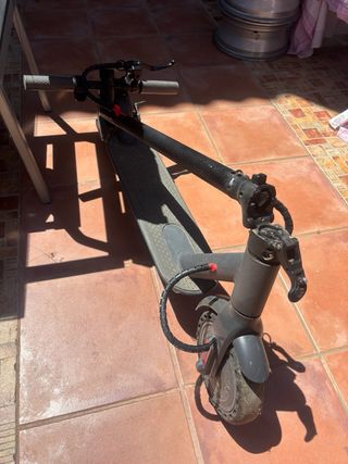 Patinete eléctrico - Batería dañada