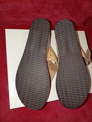 Sandali infradito Alviero Martini beige