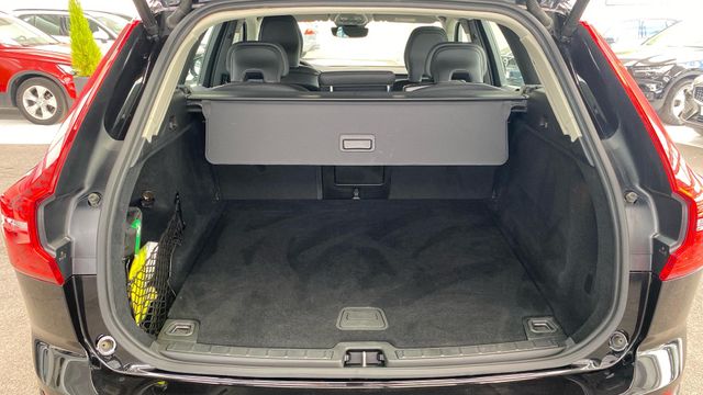 VOLVO XC60 todoterreno 2.0 B4 D CORE AUTO 5P
