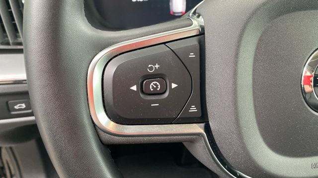 VOLVO XC60 todoterreno 2.0 B4 D CORE AUTO 5P