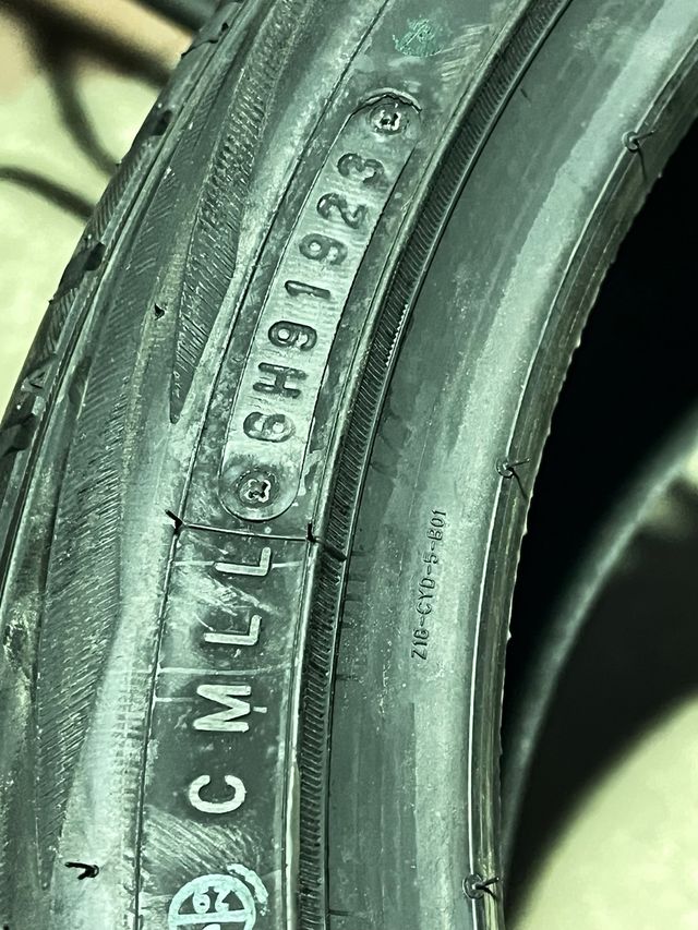 Neumáticos Toyo Proxes TR1 235/40 R18