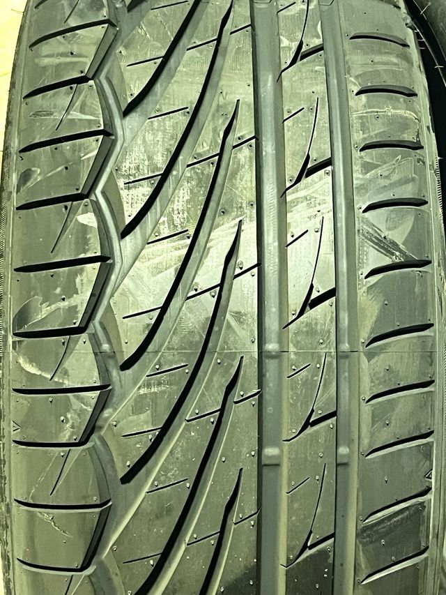 Neumáticos Toyo Proxes TR1 235/40 R18