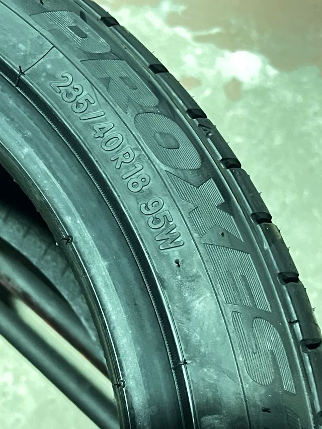 Neumáticos Toyo Proxes TR1 235/40 R18