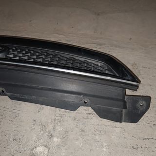 Rejilla paragolpes delantero para Ford Focus MK2