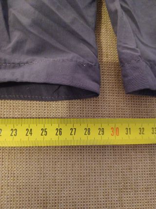 Shorts trekking Quechua gris XXL. Talla 50