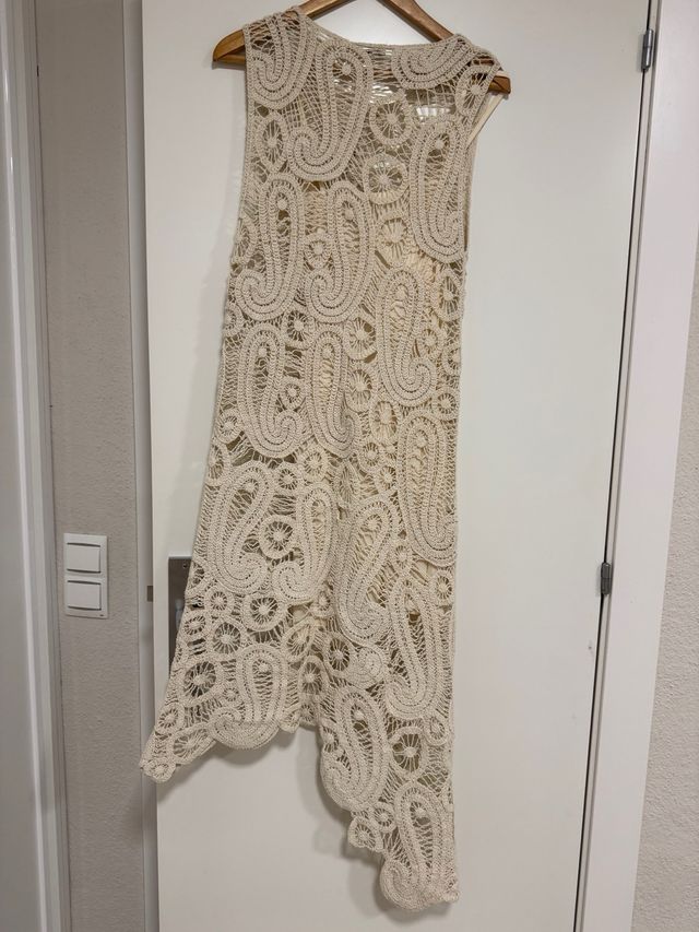 Vestido crochet Zara beige