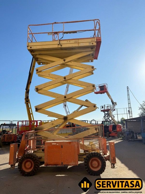 PLATAFORMA ELEVADORA JLG 40RTS
