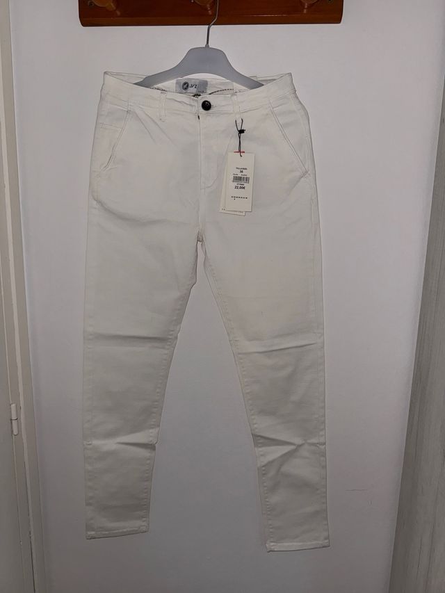 Pantalone de la marca JVZ blanco talla S