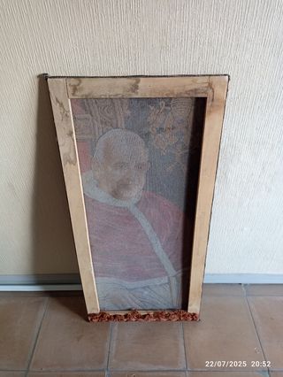 Cuadro antiguo del Papa Bueno en tapiz