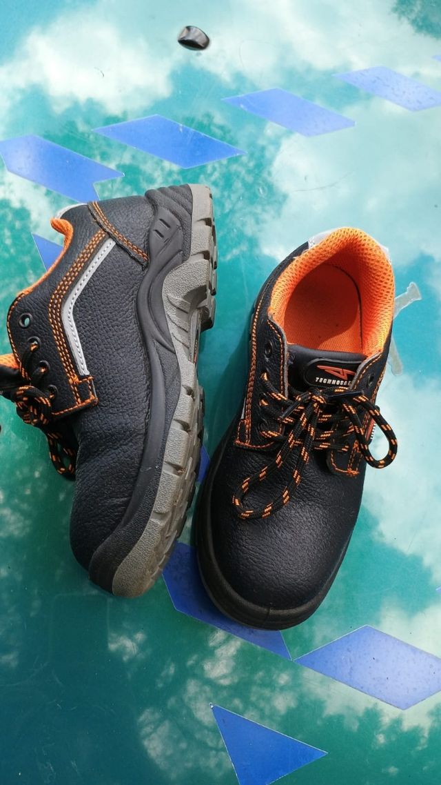 Scarpe antinfortunistiche Techsafe n. 37
