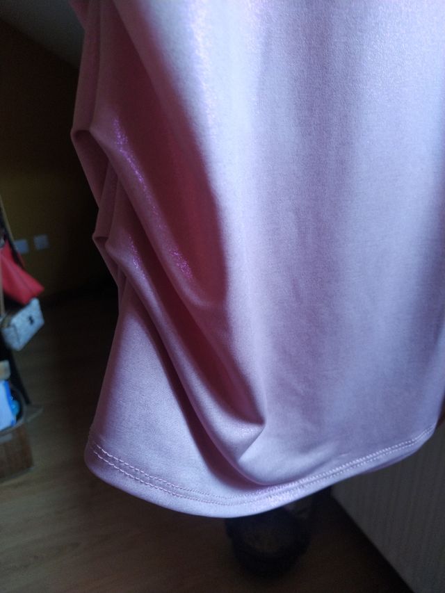 Camiseta rosa brillante talla L