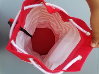 Mochila saco rayas rojas y blancas