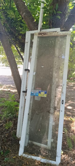 Puertas aluminio blanco usadas