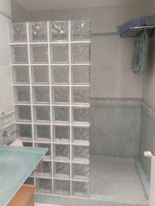 PAVÉS DESMONTADO. Hay 35 piezas.