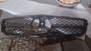 Rejilla Mercedes Clase C W204 (2007-2014) Negra