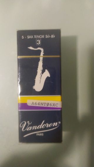 Vandoren Tenor Sax Reed 3. 