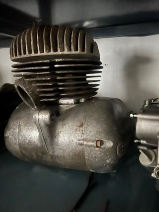 Motor Bultaco antiguo 75cc