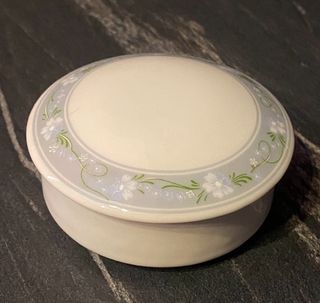 Scatolina vintage Royal Porcelain