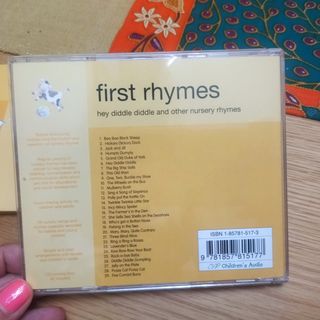 Libro + CD First Rhymes: rimas infantiles