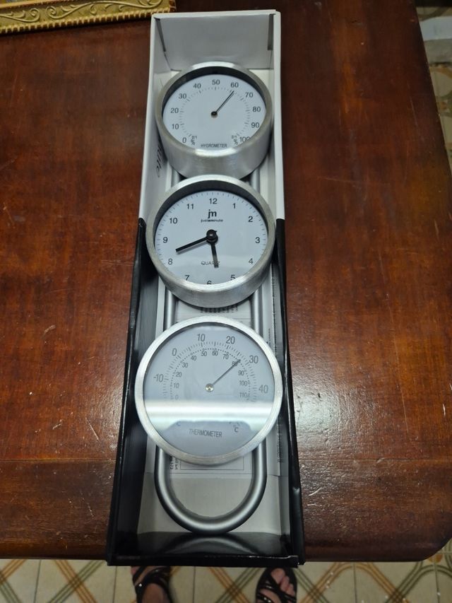 Orologio, igrometro e termometro da parete