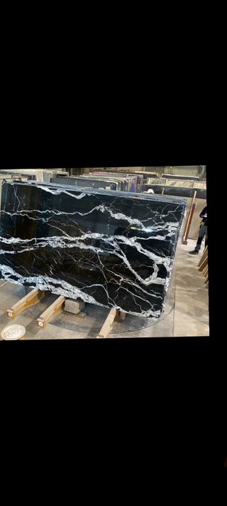 Mármol Negro Alicante, se corta a medida.