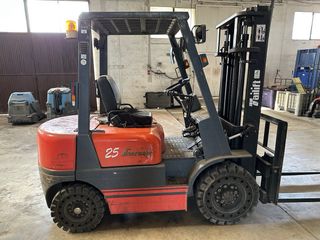 Carretilla elevadora Germaz 25