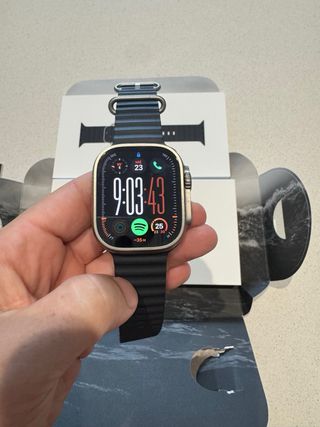 Apple Watch Ultra 1ª gen + 15 correas.