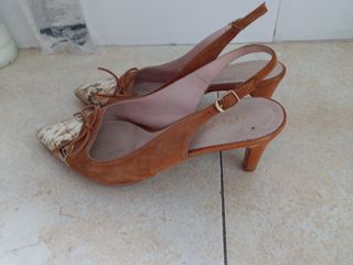Zapatos tacón piel marrón