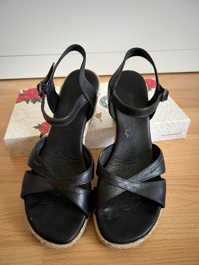 Sandalias cuña Panama Jack negras
