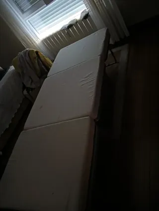 Cama plegable - Sofá cama beige