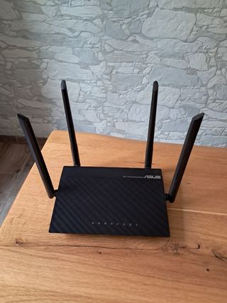 Router Asus RT-AC1200 - Dual Band