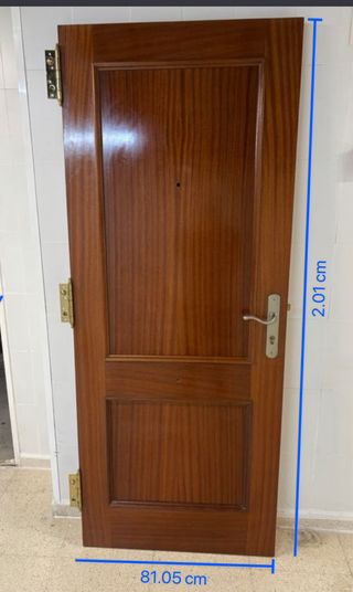 Puerta madera maciza exterior