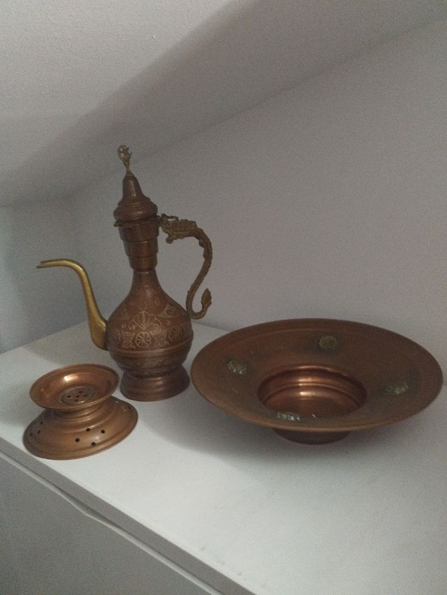 Jarrón cobre antiguo