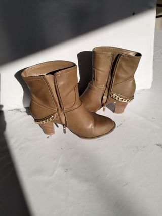 Botines tacón marrón - talla 38