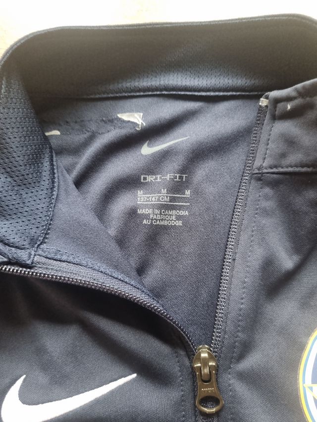 Chaqueta y equipacion entreno Gimnástic Manresa N