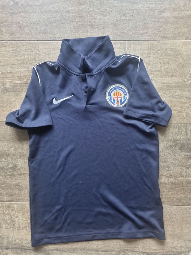 Chaqueta y equipacion entreno Gimnástic Manresa N