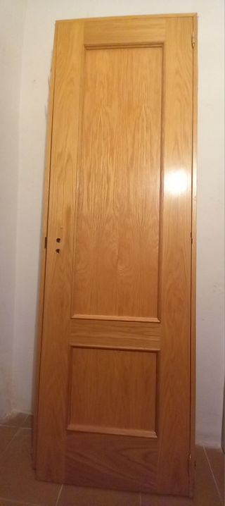 Puerta interior madera maciza