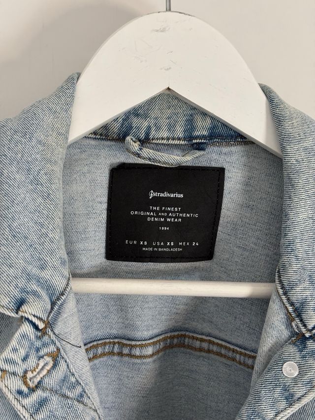 Cazadora vaquera Stradivarius XS