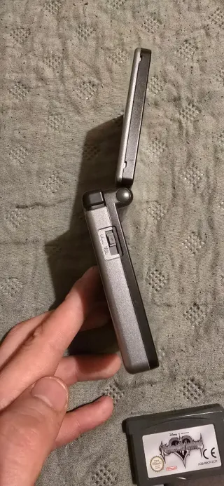 GB Advance SP Kingdom Hearts ed.