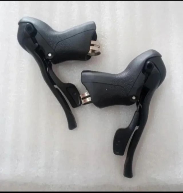 Manetas duales de cambio y freno  3x7 velocidades