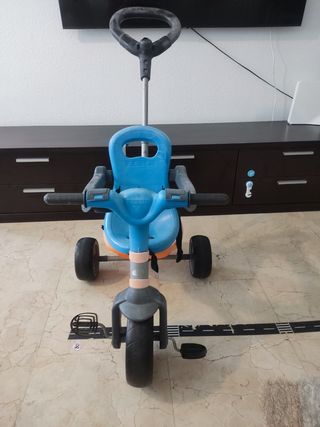 Triciclo bebé niño 
