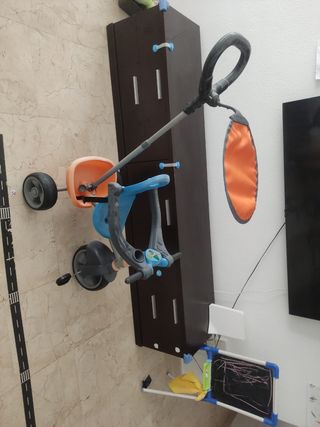Triciclo bebé niño 
