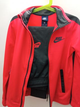 Chándal Nike niño 5-6 años