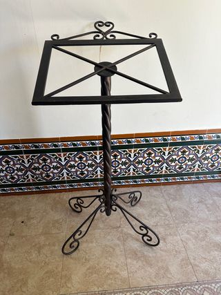 Atril hierro forja color cobrizo de forja
