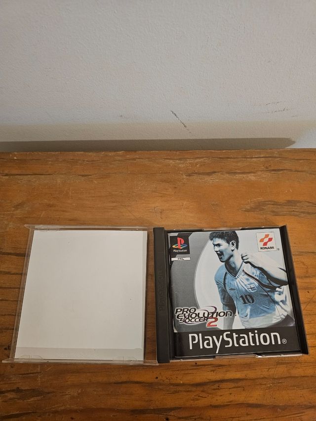 Jogo pes 2 Pro Evolution Soccer 2 - PS1 PSX PAL UK