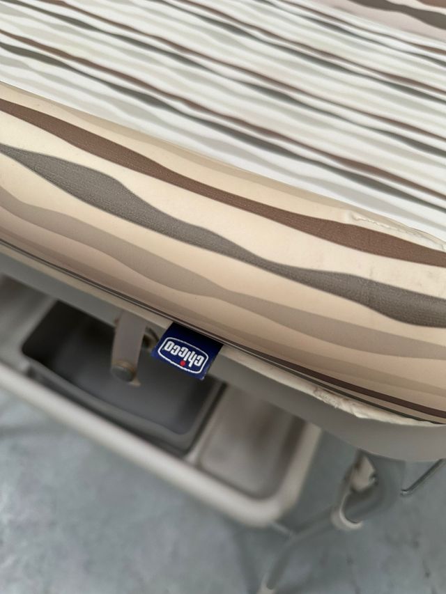 Bañera-cambiador Chicco usada