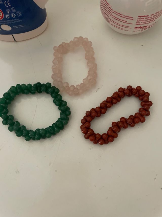 Lote Hello Kitty + muñeco nieve. sin estrenar.